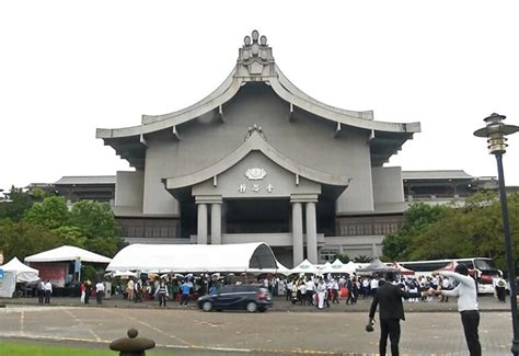 Mewariskan Silsilah Dharma Jing Si Dan Mengembangkan Mazhab Tzu Chi