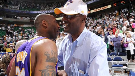 Joe Bryant, father of NBA great Kobe Bryant, dead at 69 | Fox News