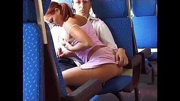 Pelirroja ávida de POLLA en el tren XNXX