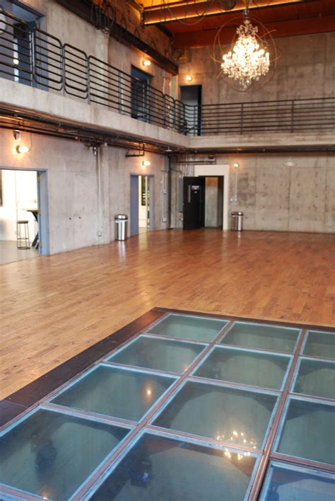Glass Floor Over Casting Pit | Seafab Corporation