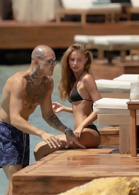 Elizabeth Vasilenko Nude Photos Videos Thefappening