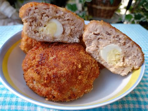 Kotlet Mielony Z Niespodziank Przepis Przyslijprzepis Pl