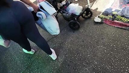 Big Round Ass In Addictive Leggings