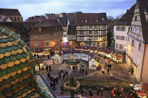 Le March De No L De Colmar Profond Ment Ancr Dans Le Folklore Alsacien