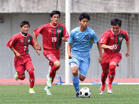 神戸新聞next｜映像・写真｜写真ニュース特集｜2017県高校総体｜サッカー男子（6月11日）