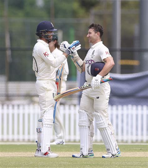 James Bracey Celebrates His Hundred With Ben Foakes Espncricinfo