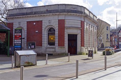 The Vault Collective Ebbw Vale © Stephen Mckay Geograph Britain And