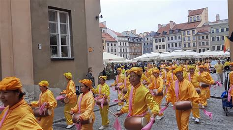 Wojciech Tymowski On Twitter Falun Dafa Warsaw R Https T Co