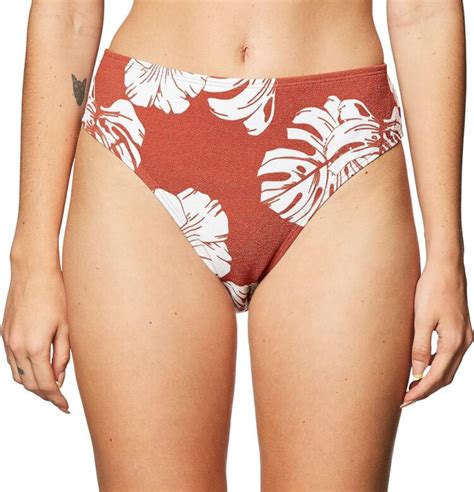 Hot Sexy Isha Borromeo Bikini Pics