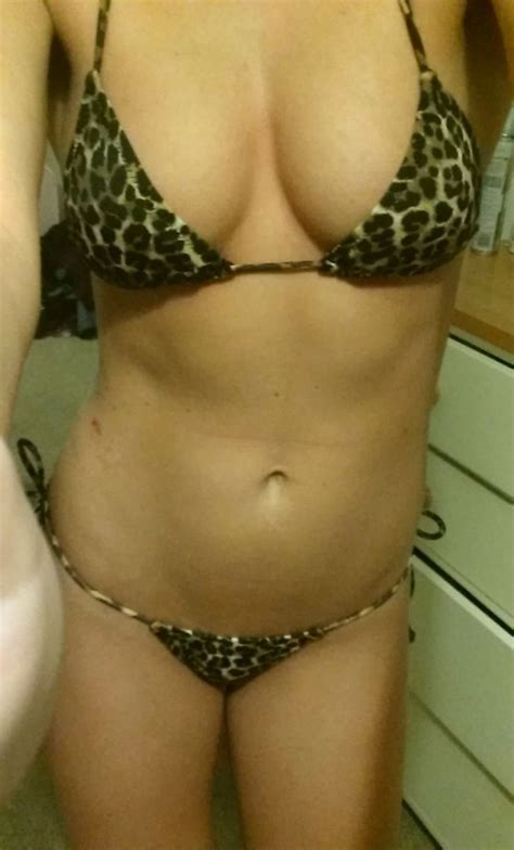 Cute Horny Blonde Amateur Girl Homemade Nude Pictures