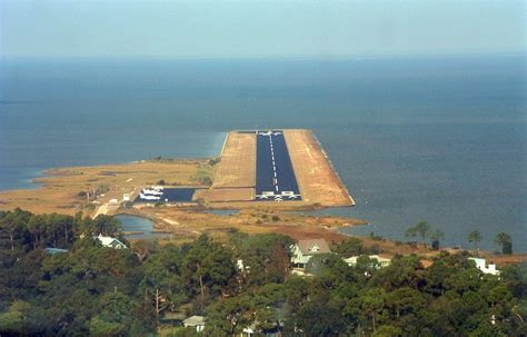 Dauphin Island Airport | Fly In Vacations