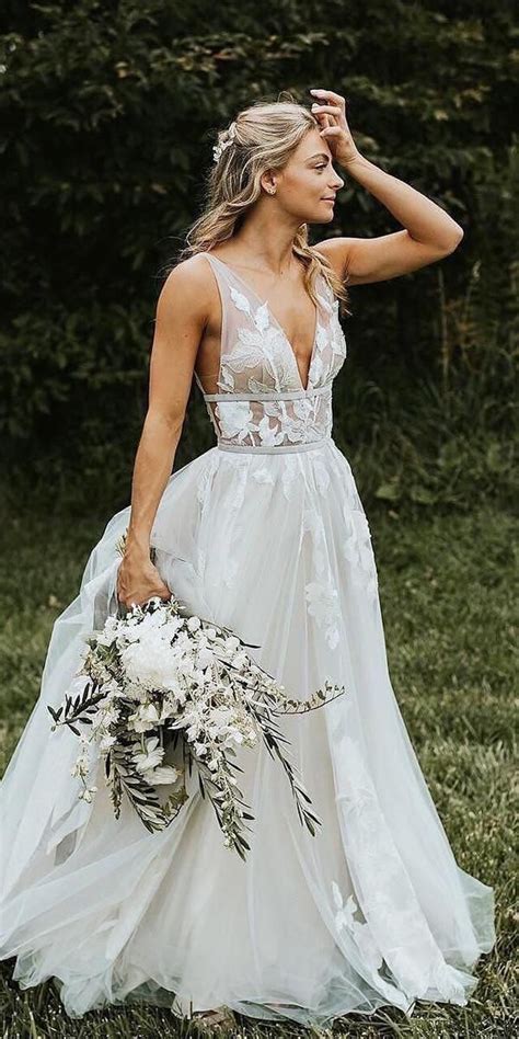 Boho Brautkleider Ihrer Tr Ume Boho Brautkleider Eine Linie