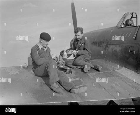 The Battle Of Britain 1940 Armourers Cleaning The Guns Of Hawker