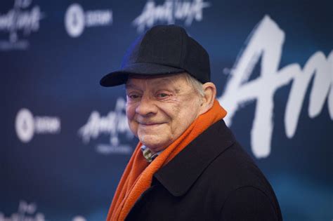 Sir David Jason collapsed at home after COVID-19 left him too weak to stand