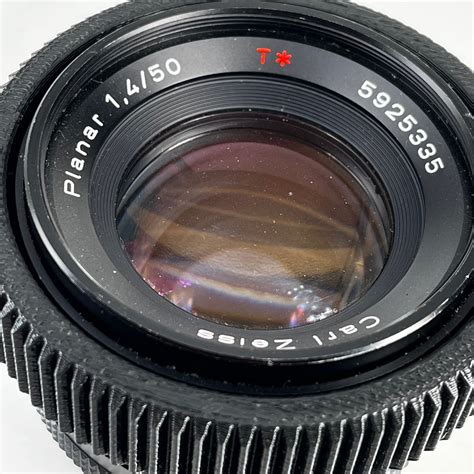 Carl Zeiss 50mm f1.4 Planar – TheVintageLensGuy