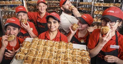 Victoria Crowned Hot Cross Bun Capital Of Australia In Southern Highland News Bowral Nsw