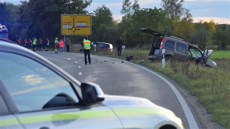 Lauingen Bei Einem Unfall Bei Lauingen Werden Vier Menschen Verletzt