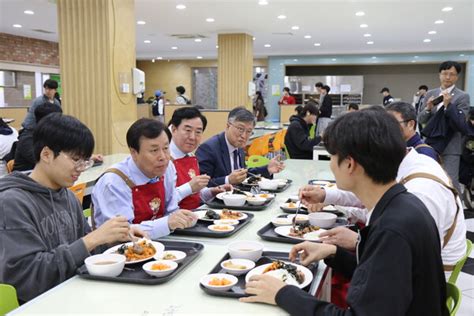 충북대 2천원의 저녁밥건강한 저녁먹고 열공