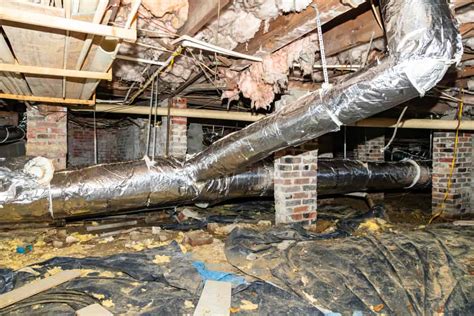 Signs Of Crawl Space Moisture Problems