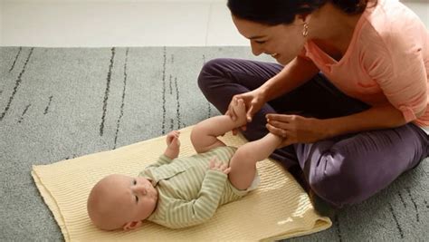 Bayi Cirit Birit Ini Cara Boleh Ibu Ayah Bertindak