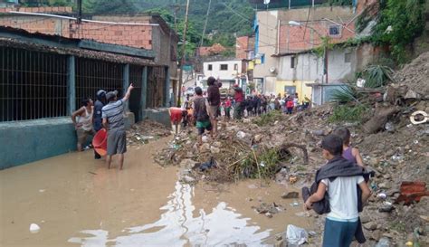 20 Viviendas Colapsaron Parcialmente En La Carretera Caracas La Guaira