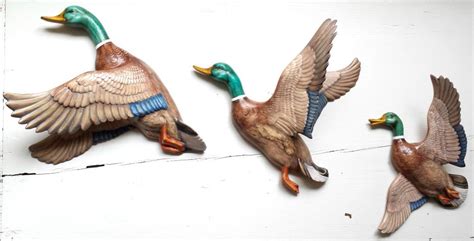 Vintage Retro Style Set 3 Flying Mallard Ducks Wall Plaques Hand