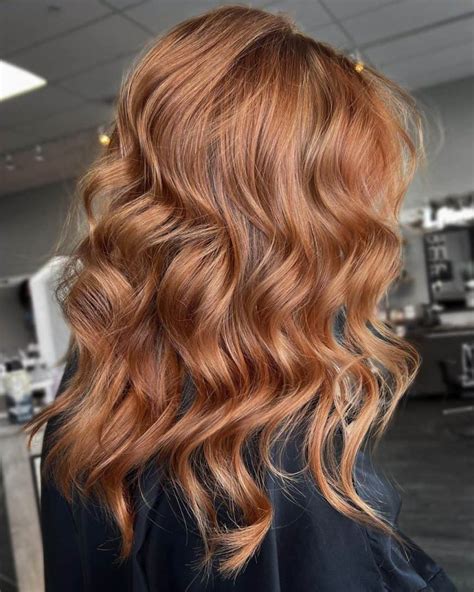 Strawberry Blonde Coiffures Tendance Pour Une Coloration Blond Fraise Romantique