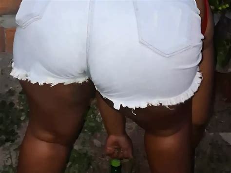 Big Ass Stepmom Cleaning Up The Yard In Hindi Porn Feat Esposa Xerecuda Oficial Xhamster