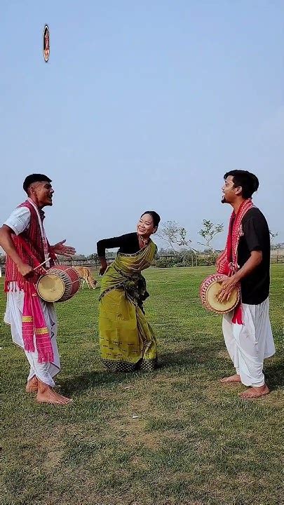 Bihute Boliya Mon Bihu Dance Shorts By Swapnil Anupom And Ruma