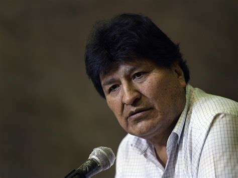 Evo Morales desafía el fallo de la Justicia que le impide volver a ser