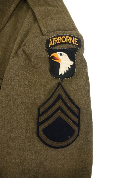 Question 101st Airborne DIvision Service Dress