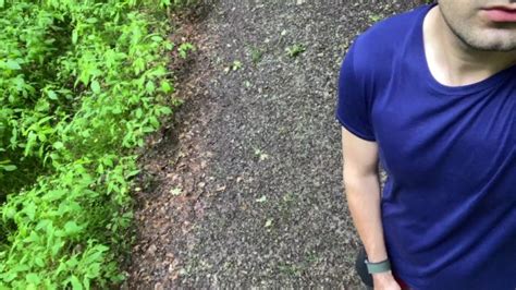 好色的家伙在雨中射精 Pornhub Gay