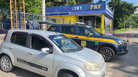 Carro roubado no Rio de Janeiro é recuperado em Itapemirim Aqui Notícias