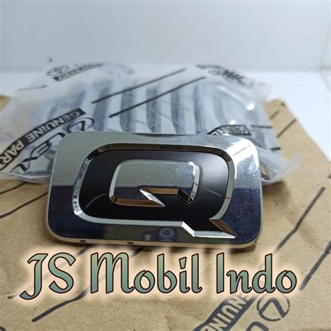 Jual Emblem Logo Tulisan Lambang Innova Reborn Type Q Original Asli 1Pc