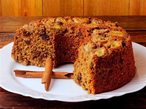 Bolo de banana passas húmido e fofinho Ruralea