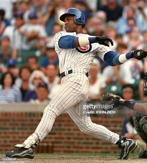 981 Sammy Sosa Cubs 1998 Stock Photos, High-Res Pictures, and Images - Getty Images