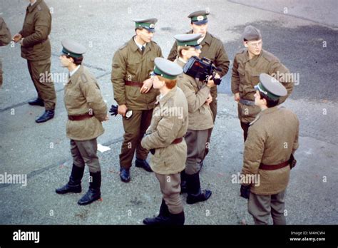 Nva Berlin Fotos Und Bildmaterial In Hoher Auflösung Alamy