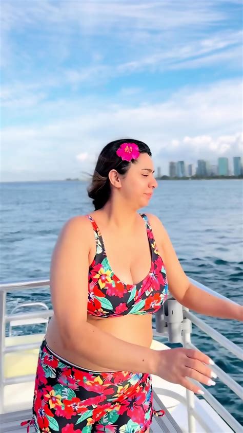 Ig Hot Chubby Thick Model Anamikasharmapaudel