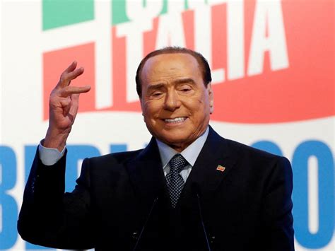 Mort De Berlusconi Entre Grandeur Et Scandale Un Roman Italien