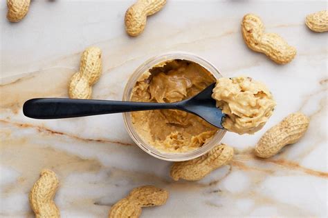 Foto Benarkah Makan Selai Kacang Menyebabkan Jerawat