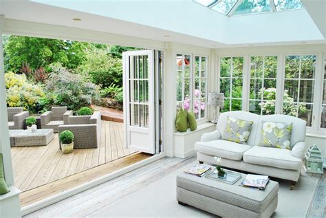 What’s the Difference Between a Conservatory & Orangery? | Framemaster