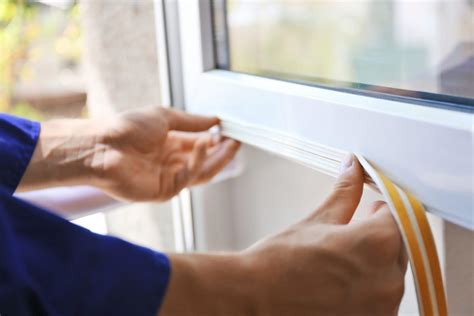 Tryb zimowy w oknach jak uszczelnić okna Oto sprawdzone sposoby Home