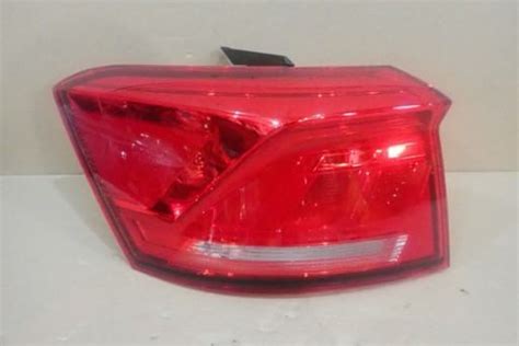 LAMPA FAR LIJEVI ZADNJA ZADNJI VW T ROC 2GA945095C 18