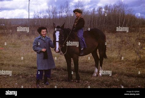 Helen Jeffries And Dave Robertson Cree Onion Lake Sask 1946 Stock Photo