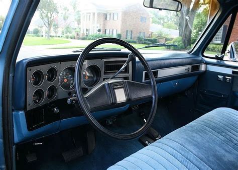 1986 Chevy Truck Interior