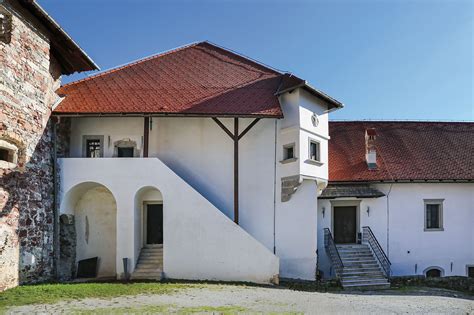 Turjak Osrednjeslovenska Plemi Ka Dedi Ina Na Slovenskem