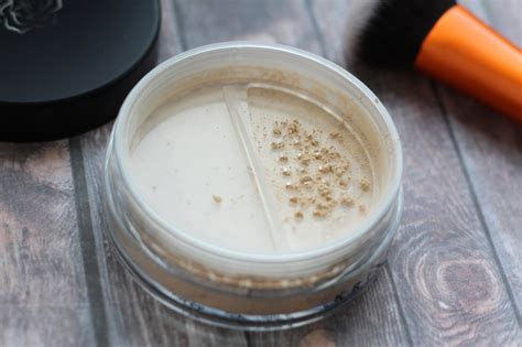 Кому подойдет минеральная основа для лица KM Cosmetics | Отзывы ...