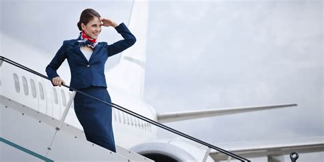 10 Most popular female Flight Attendants of Instagram - StaffTraveler blog