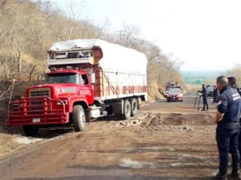 Matan a dos militares durante emboscada en Aguililla Michoacán