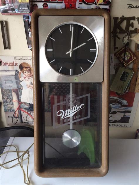 Vintage 1986 Miller High Life Beer Lighted Clock Bar Sign Works Great 1799142721